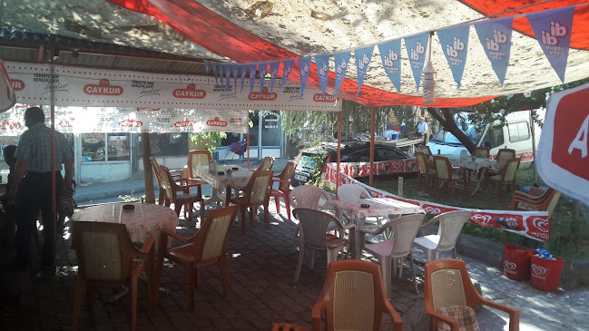 Köfteci Kazım - Gastronomi ve konaklama