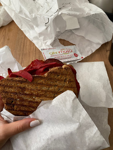 Comentarii opinii despre Altınmaşa