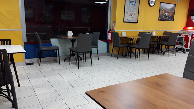 Domino's Pizza - Gastronomi ve konaklama