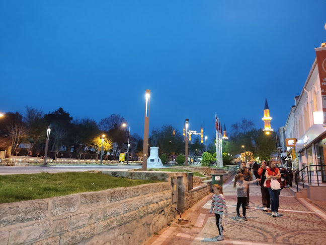 Център - Gastronomi ve konaklama