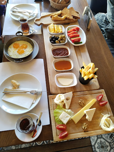 Joyy Coffee - Gastronomi ve konaklama