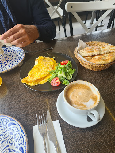 Cihangir, Bakraç Sk. No: 34 A D:B, 34433 Beyoğlu/İstanbul