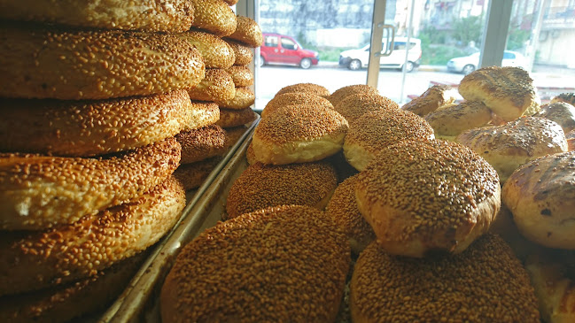 Opinii despre Yunus & Emre Ekmek Fırın Cafe în Kepez - Gastronomi ve konaklama