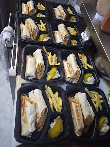 İsmet İnönü, 2052. Sk. 9/1, 35000 Çeşme/İzmir