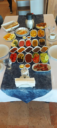 Opinii despre Mavi Yengeç Restoran - Burhaniye în Burhaniye - Gastronomi ve konaklama