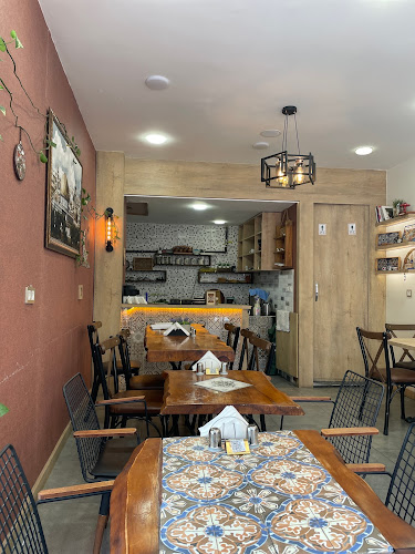 Kazımdirik, 161. Sk. No:5A, 35100 Bornova/İzmir, Türkiye