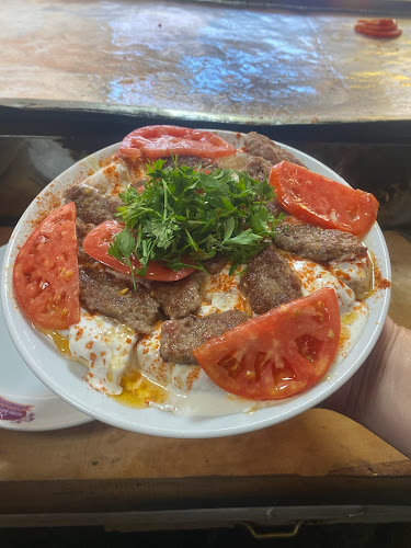 Kasaba Köftecisi - Gastronomi ve konaklama