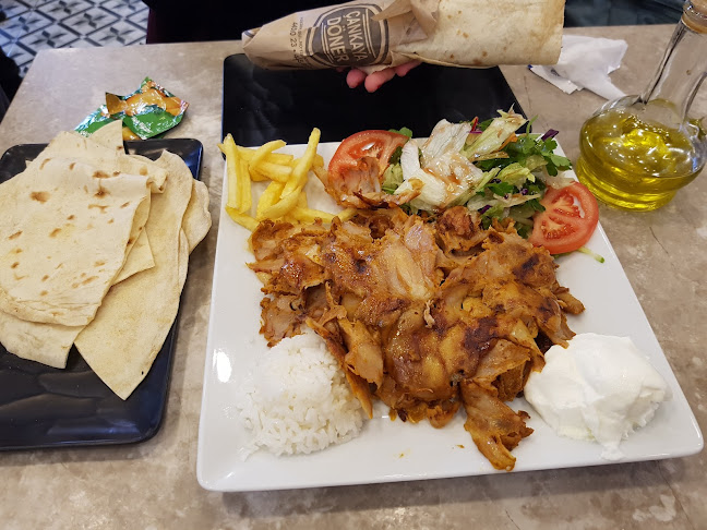 Opinii despre Çankaya Döner în Konak - Gastronomi ve konaklama