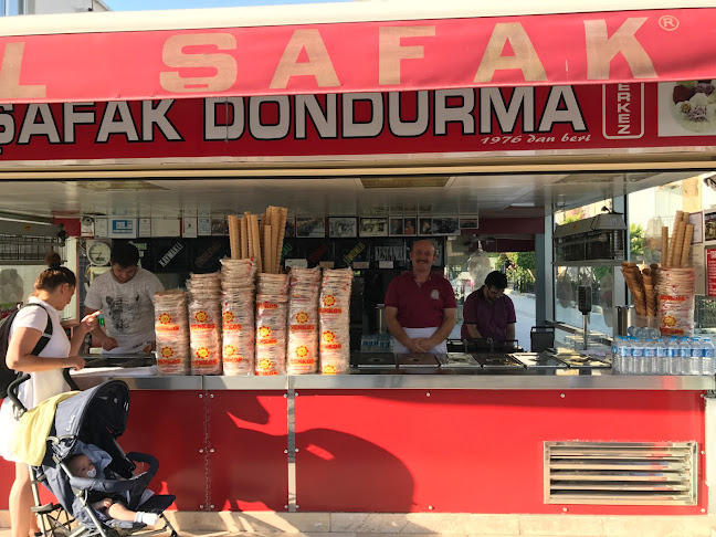 İsmail Şafak Dondurma