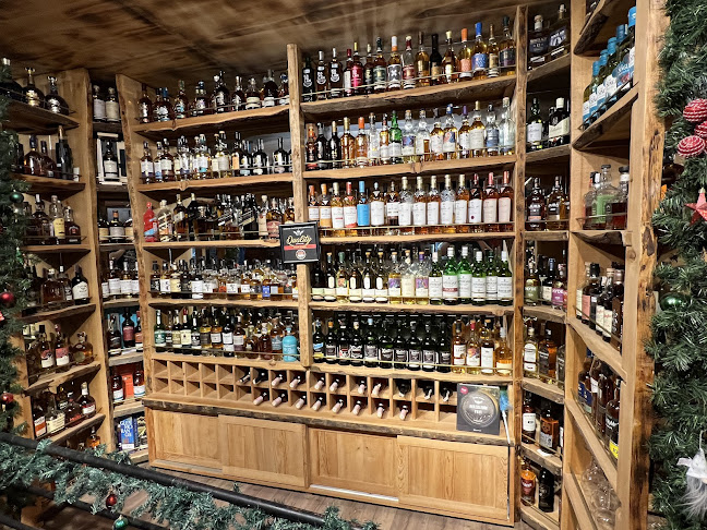 Giant Stride Shop & Cafe & Bar - Kaş