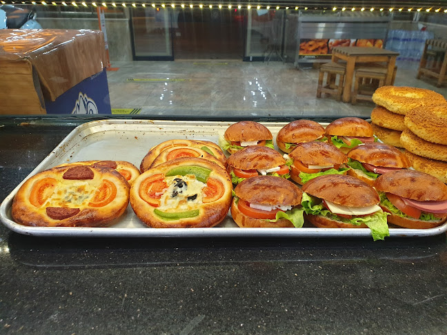 Comentarii opinii despre Yunus & Emre Ekmek Fırın Cafe