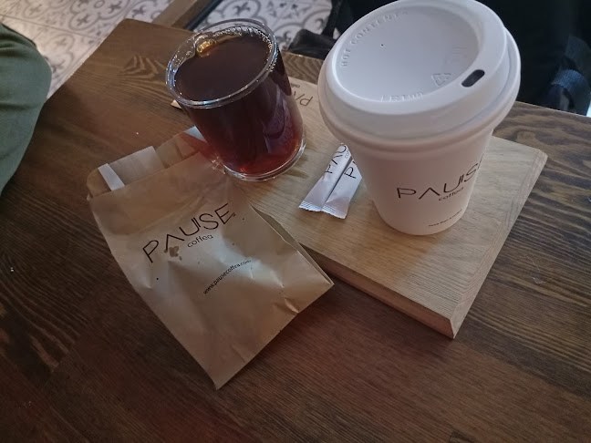 Opinii despre Pause Coffea-Küçükpark în Bornova - Gastronomi ve konaklama