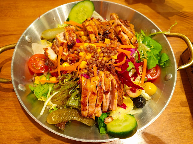 Comentarii opinii despre Green Salads