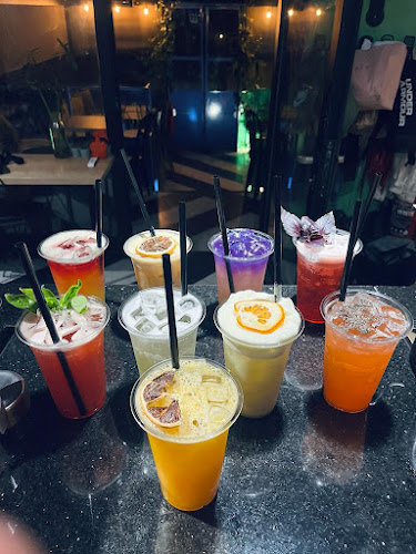 Opinii despre Dunno Coffee Co. Bornova în Bornova - Gastronomi ve konaklama