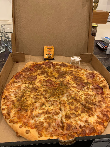 Adnan Kahveci, Yavuz Sultan Selim Blv. Cd No:53, 34520 Beylikdüzü/İstanbul