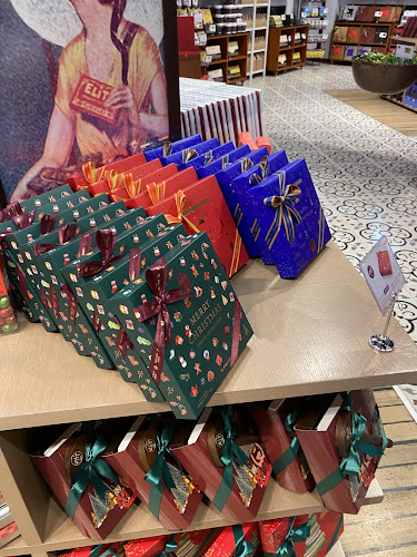 Elit Çikolata Fabrika Satış Mağazası - Esenyurt