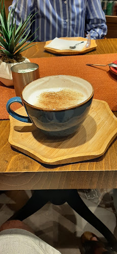 Coffee Mood No:50 & Çeşme - Çeşme