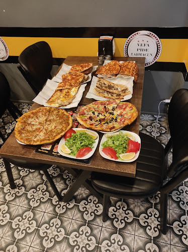 Molla Hüsrev, Cemal Yener Tosyalı Cd. No:59 A, 34000 Fatih/İstanbul