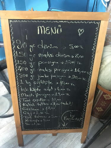 Opinii despre ÇİĞKÖFTEEVi ÇEŞME în Çeşme - Gastronomi ve konaklama