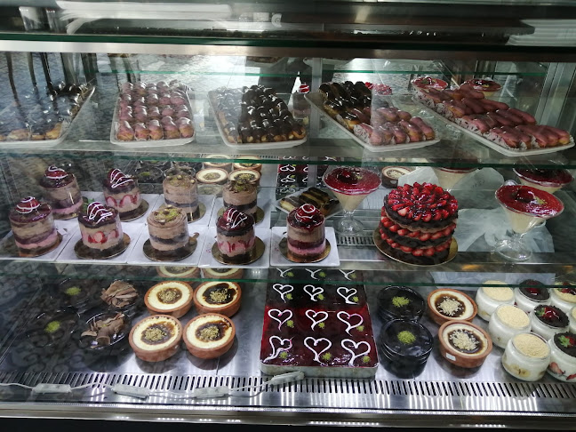 Opinii despre Ünlü Börek Cafe în Büyükçekmece - Gastronomi ve konaklama