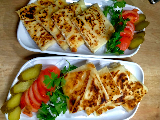 Sarıkız Mah. Cumhuriyet Cad. 119 Sok, Sarıkız, Merkez No: 4/B, 10390 Edremit/Balıkesir