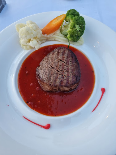 Lime Restaurant - Bar & Shisha Lounge and Beach club - Gastronomi ve konaklama