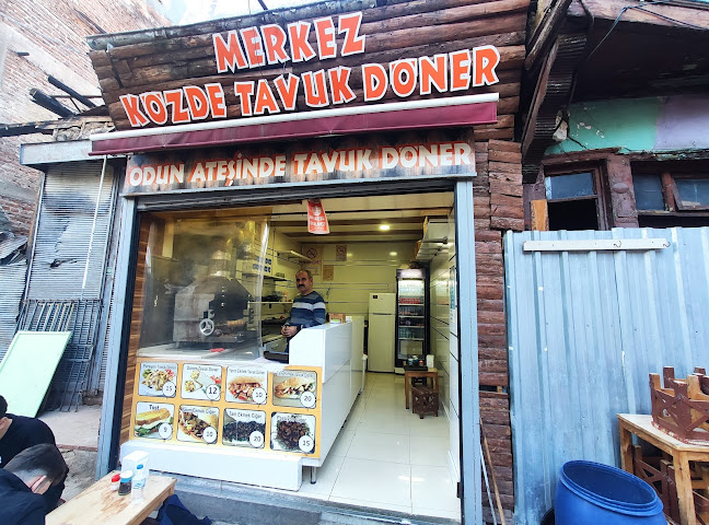 Merkez Közde Tavuk Döner