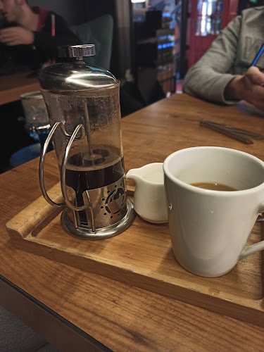 Opinii despre Bliss Cafe în İzmit - Gastronomi ve konaklama