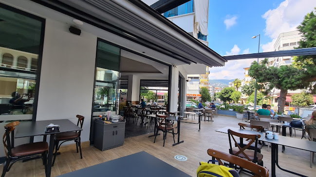 Arap Mehmet Kebap Salonu