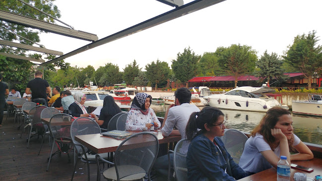 Anadolu Hisarı, Kızılserçe Sok. 10/A, 34810 Beykoz/İstanbul