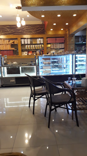 Opinii despre Fıstık Ağacı Pastanesi în Karaköprü/Şanlıurfa Merkez - Gastronomi ve konaklama