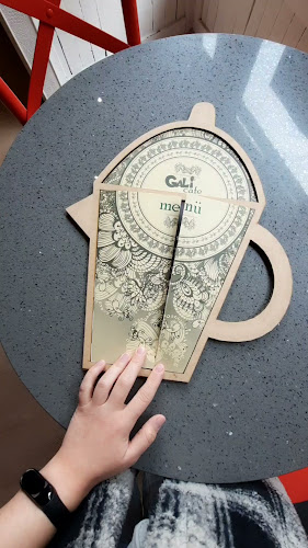 Opinii despre Gali Cafe în Buca - Gastronomi ve konaklama