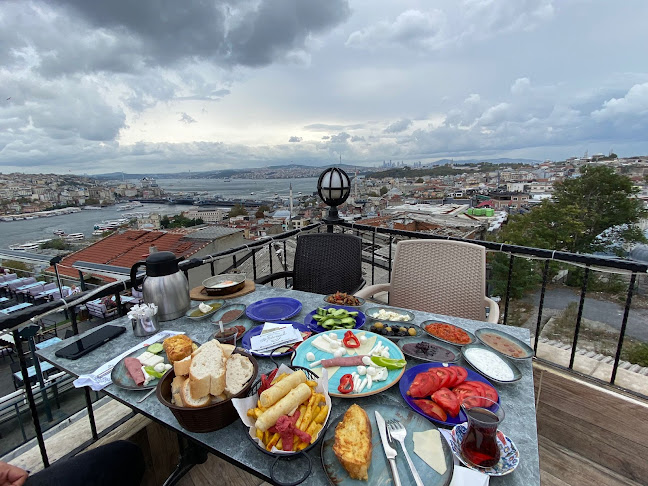 Opinii despre Mihrişah Cafe Restaurant în Fatih - Gastronomi ve konaklama