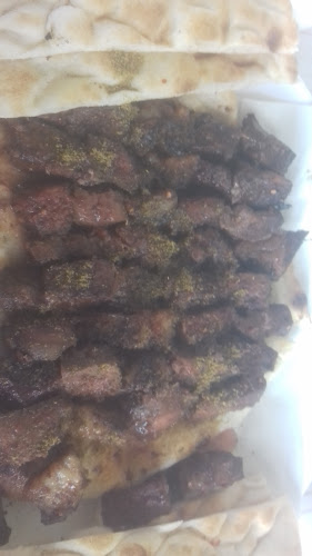 Comentarii opinii despre Akbulut Kebap Salonu