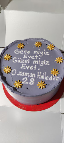 Altunoğlu Pastanesi & Cafe - Gastronomi ve konaklama