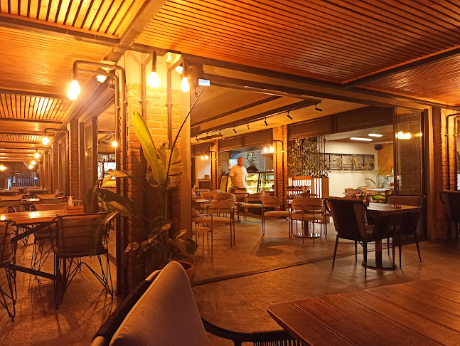 central cafe restaurant - Gastronomi ve konaklama