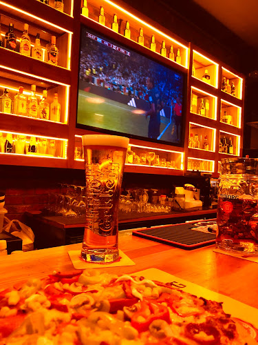 Bear and Beer Cafe Bistro - Gastronomi ve konaklama