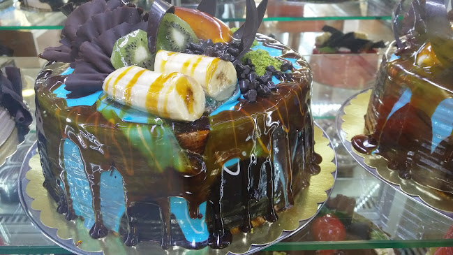 Lokman Hekim Unlu Mamülleri