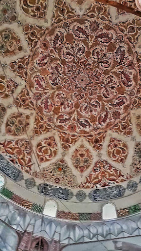 Üç Şerefeli (Burmalı) Camii Çay Bahçesi - Edirne Merkez