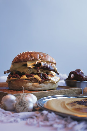 Hayrettinpaşa, 13 Nisan Cd. 20. Sk. No:95, 10400 Ayvalık/Balıkesir