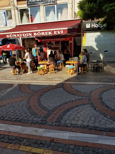 Günaydin Börek Saraçlar caddesi