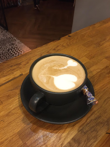 Kaşüstü Mahallesi Devlet karayolu cad. Keleşoğlu Akcenter, 61250 Yomra/Trabzon