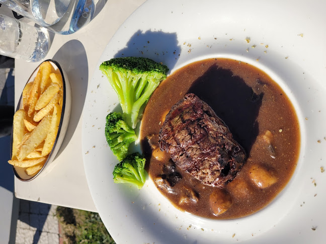 Opinii despre Lime Restaurant - Bar & Shisha Lounge and Beach club în Manavgat - Gastronomi ve konaklama