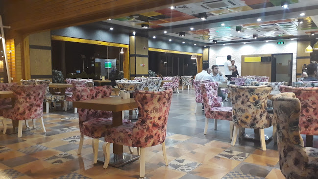 Opinii despre Konevi Katlı Otoparkı în Meram - Gastronomi ve konaklama