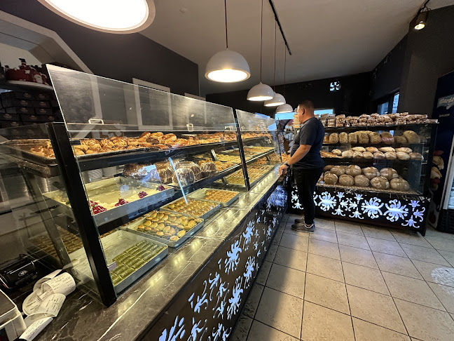 Comentarii opinii despre Royal Fırın Pasta Cafe Gündoğan