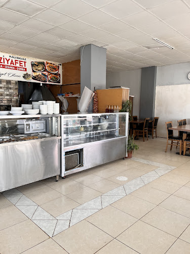 Opinii despre Kale Davaz & Ziyafet Pide salonu în Kale - Gastronomi ve konaklama