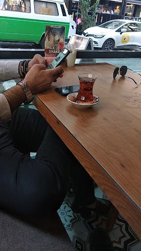 Kazımdirik, Süvari Cd. 52 A, 35100 Bornova/İzmir