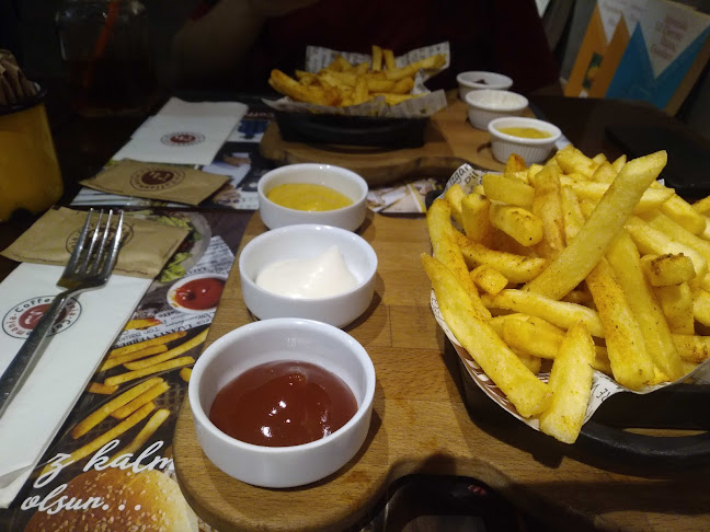 Opinii despre Coffeemania Sultangazi în Sultangazi - Gastronomi ve konaklama