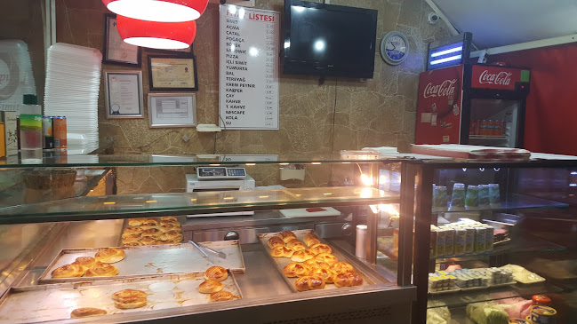 Opinii despre KUMKAPI SİMİT & CAFE în Küçükçekmece - Gastronomi ve konaklama