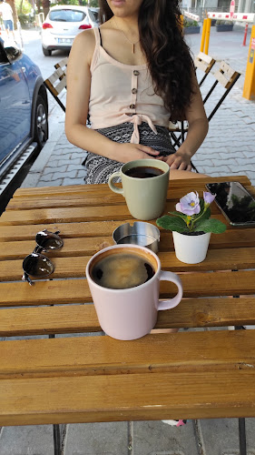 Dunno Coffee Co. Bornova - Gastronomi ve konaklama